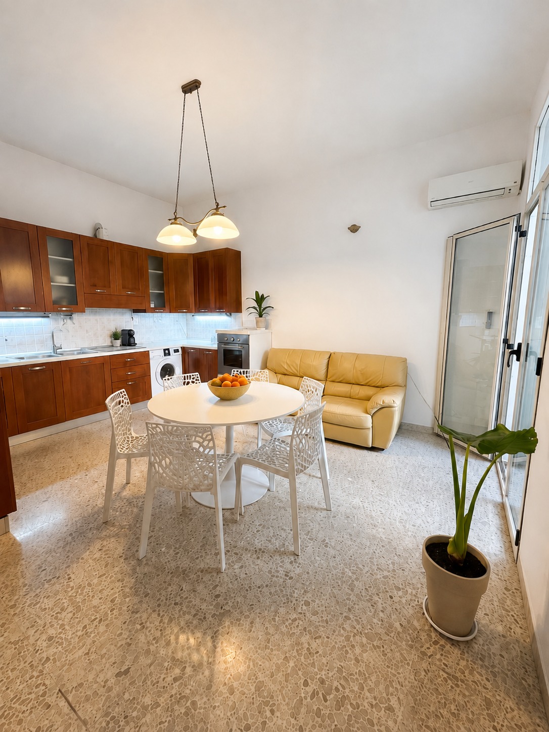 Cucina attrezzata di Civico 26, casa vacanze a Reggio Calabria